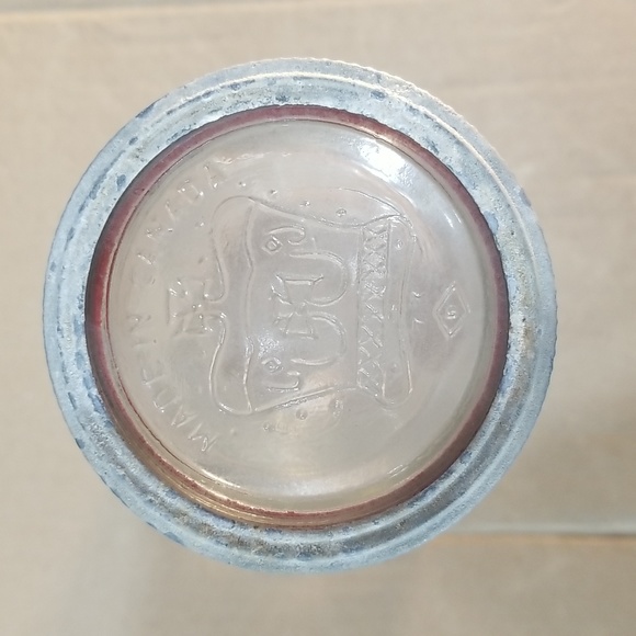 1950 Crown Gem Mason jar made in Canada gasket, glass lid and zinc band included - Picture 9 of 9